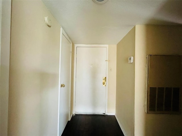 13480 S Thorntree Dr Unit 1206, Houston, TX 77015 - corridor featuring a textured ceiling