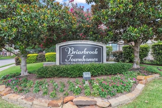 13535 Brookbluff Ln, Houston, TX 77077 - photo 5
