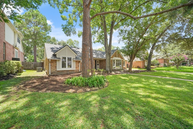5135 Loch Lomond Dr, Houston, TX 77096 - view of front facade featuring brick siding