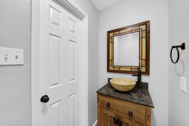 13810 Lakewood Crossing Blvd, Houston, TX 77070 - bathroom featuring vanity