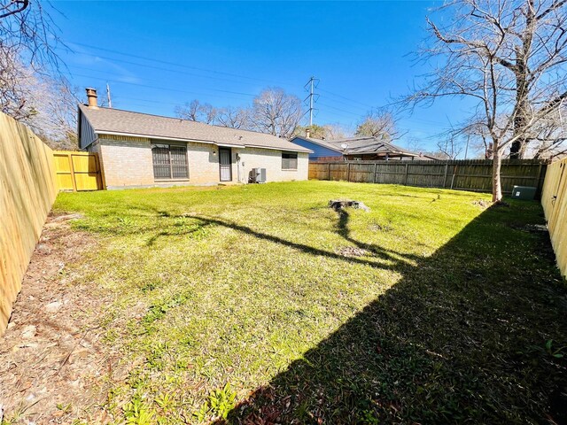 14634 Edenglen Dr, Houston, TX 77049 - view of fenced backyard