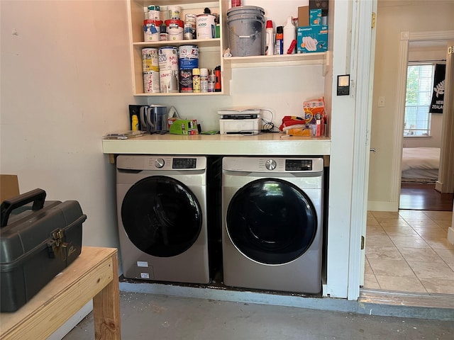 1409 Blair St, Houston, TX 77008 - laundry area featuring washer and clothes dryer