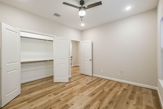 2353 Hoskins Dr, Houston, TX 77080 - unfurnished bedroom with light wood-style flooring, recessed lighting, a closet, and a ceiling fan