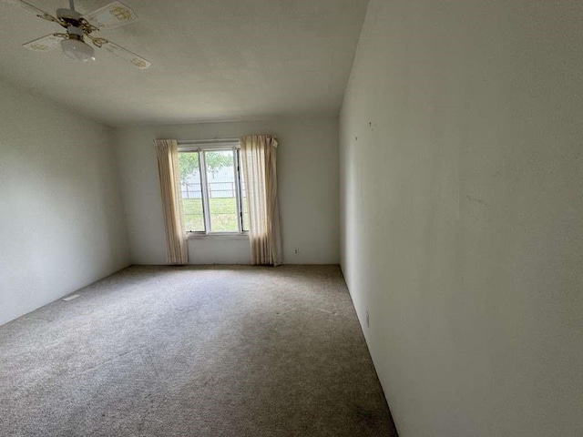 4425 Woodrow Rd, Lubbock, TX 79424 - empty room featuring light carpet and a ceiling fan