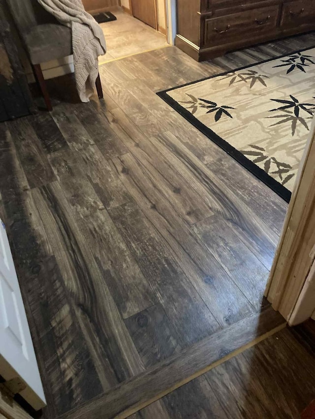 1305 E Goliad Ave, Crockett, TX 75835 - detailed view of wood finished floors