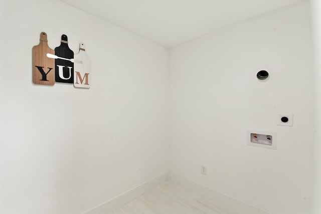 3913 Hare St, Houston, TX 77020 - laundry area with hookup for an electric dryer and washer hookup