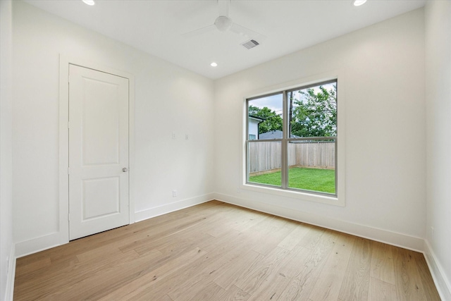 2006 Chantilly Ln, Houston, TX 77018 - empty room with light wood-style floors, a ceiling fan, and recessed lighting
