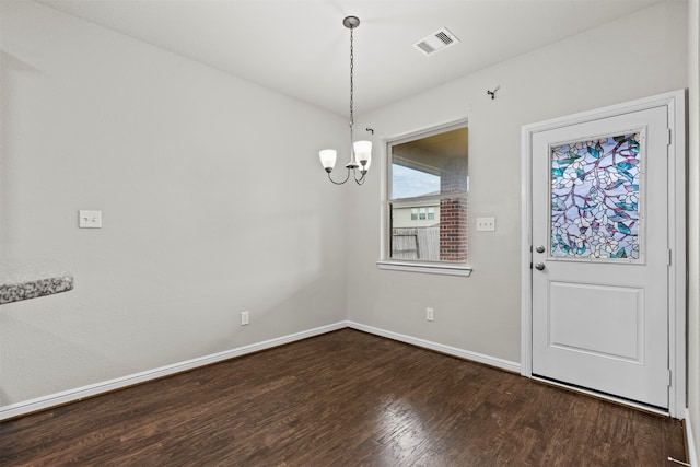 18514 Providence Landing Ln, Richmond, TX 77407 - foyer entrance featuring dark wood-type flooring and a chandelier