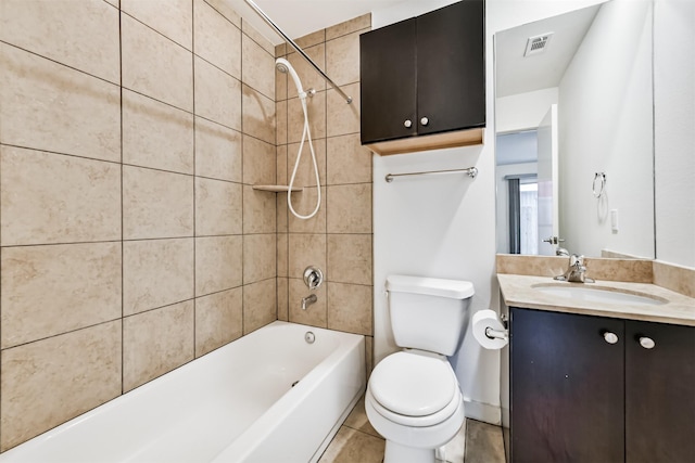 3028 Commerce St, Houston, TX 77003 - full bath featuring vanity and shower / bathtub combination