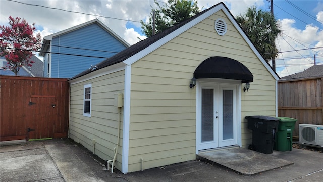 826 Heights Blvd, Houston, TX 77007 - view of side of property with french doors and an ac unit