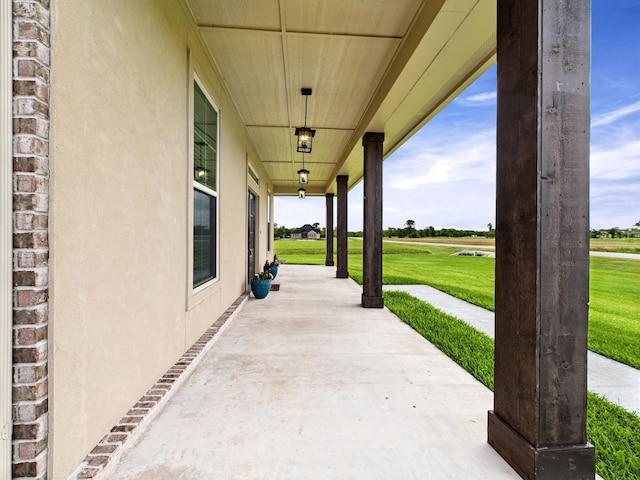 2711 Oakwood Shores Dr, Richwood, TX 77515 - view of patio / terrace