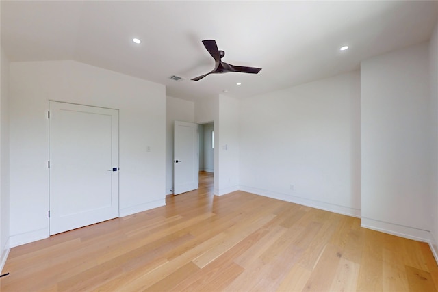 5055 Yarwell Dr, Houston, TX 77096 - unfurnished bedroom featuring light wood-style flooring, recessed lighting, and ceiling fan
