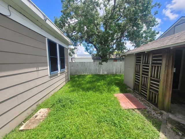 2301 45th St, Galveston, TX 77551 - view of yard
