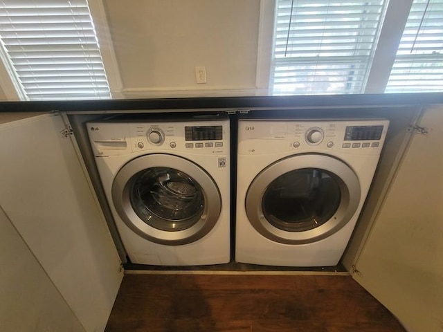 2301 45th St, Galveston, TX 77551 - laundry room with washer and clothes dryer