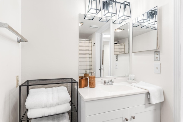 14401 Commodores Dr Unit 104, Corpus Christi, TX 78418 - full bath with vanity