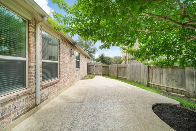 1634 Mahan Dr, Richmond, TX 77406 - photo 35