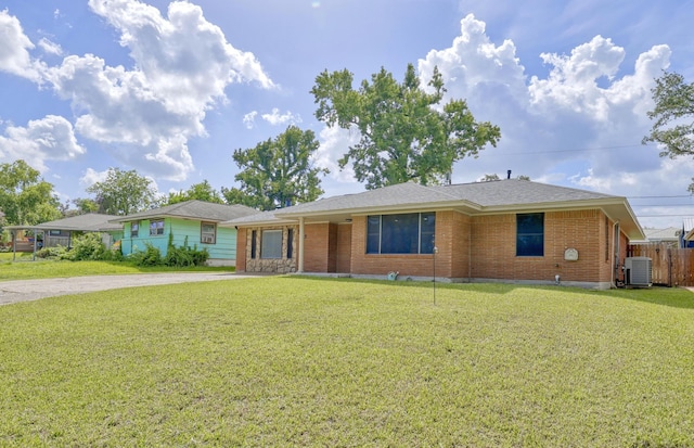 515 Maple Way, Houston, TX 77015 - photo 1