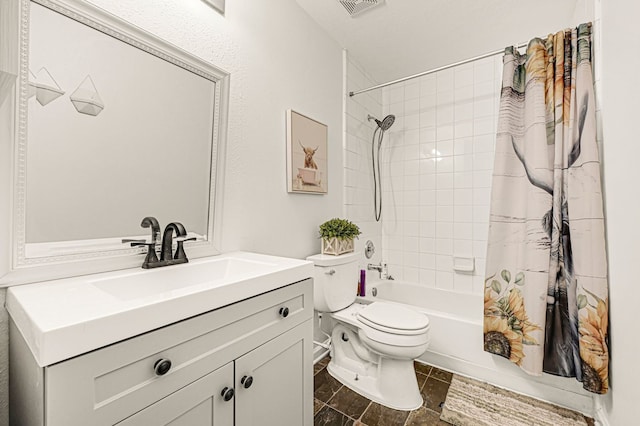 129 Breezy Shore Ct, Dickinson, TX 77539 - bathroom with shower / bath combo with shower curtain and vanity