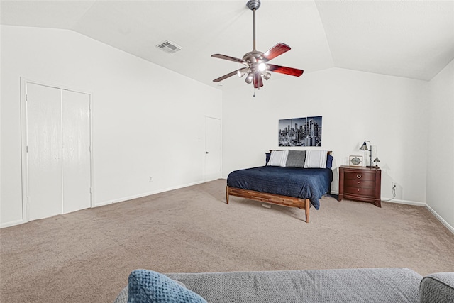 129 Breezy Shore Ct, Dickinson, TX 77539 - bedroom featuring vaulted ceiling, carpet flooring, and ceiling fan