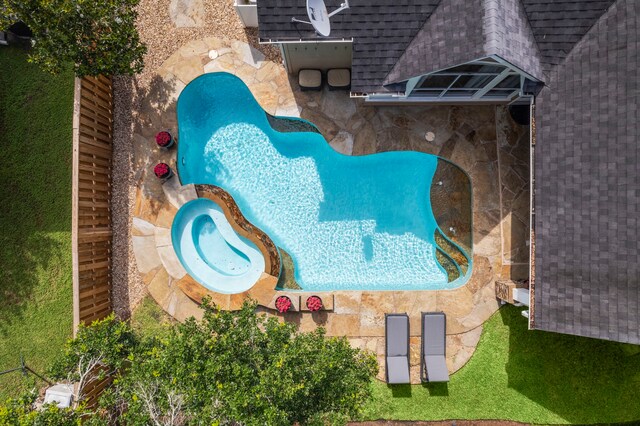 3423 Velasco Ct, Missouri City, TX 77459 - drone / aerial view of a pool area