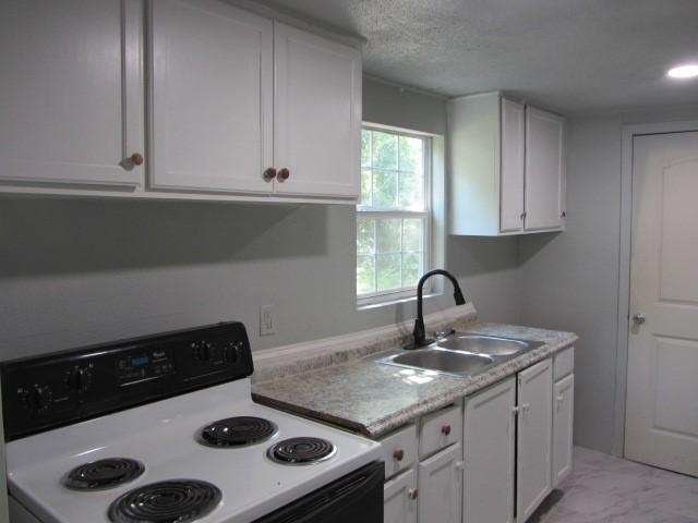 100 Ross St Unit B, Huntsville, TX 77320 - photo 7