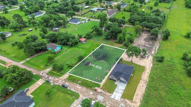 605 Lily St, Waller, TX 77484
