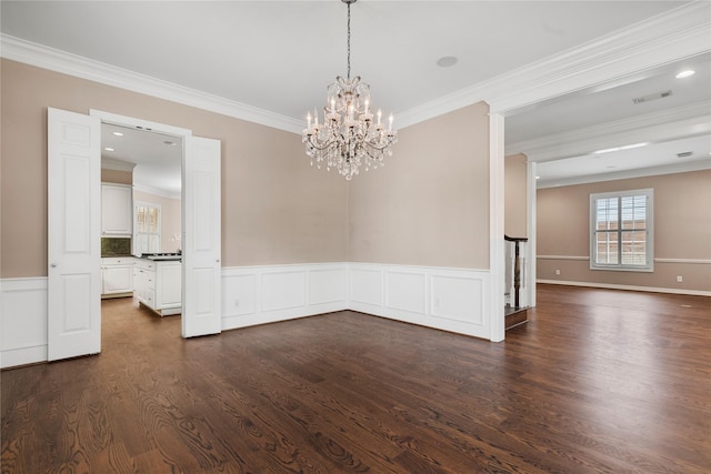3908 Milton St, West University Place, TX 77005 - unfurnished room featuring ornamental molding, dark wood-style floors, a chandelier, and wainscoting