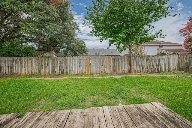 10423 Rancho Bernardo Ln, Sugar Land, TX 77498 - view of yard featuring a wooden deck