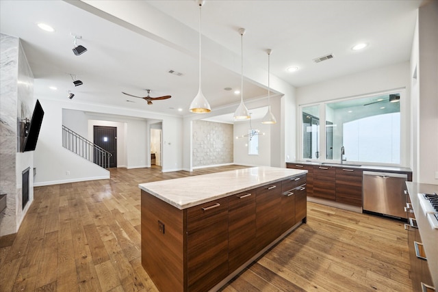 1724 Maravilla Dr, Houston, TX 77055 - photo 23
