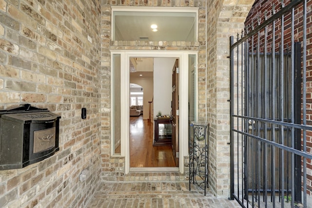 5346 Mcculloch Cir, Houston, TX 77056 - doorway to property