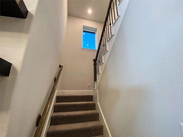 10011 Serenity Grove Dr, Missouri City, TX 77459 - stairway featuring baseboards
