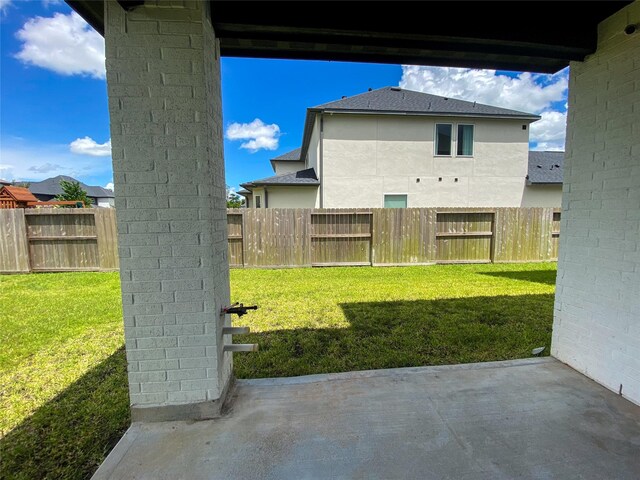 10011 Serenity Grove Dr, Missouri City, TX 77459 - fenced backyard featuring a patio area