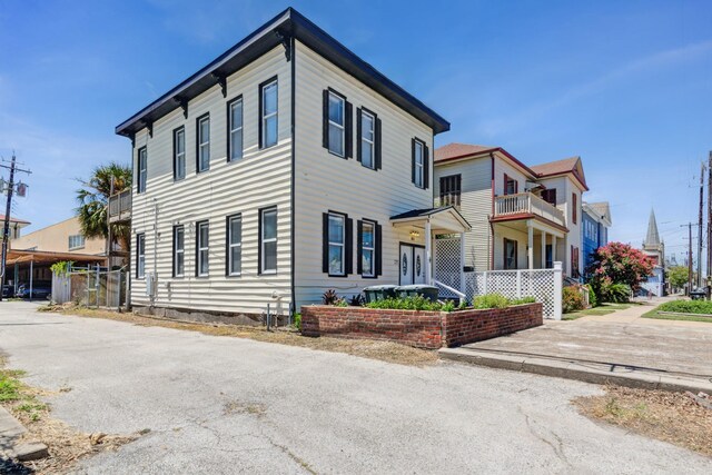 811 24th St, Galveston, TX 77550 - photo 25