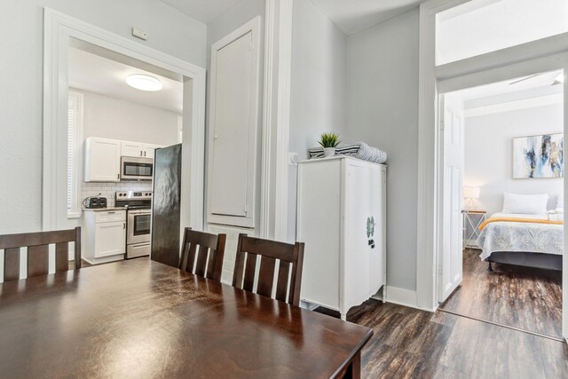 811 24th St, Galveston, TX 77550 - photo 43