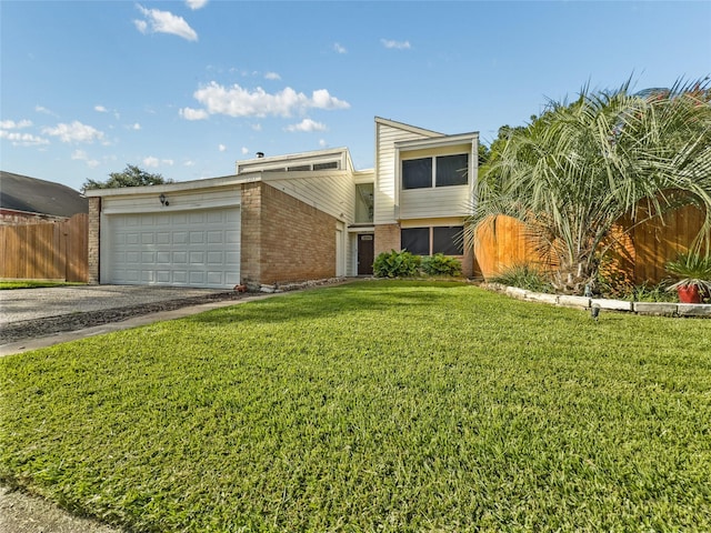 3319 Hunterwood Dr, Missouri City, TX 77459 - photo 1