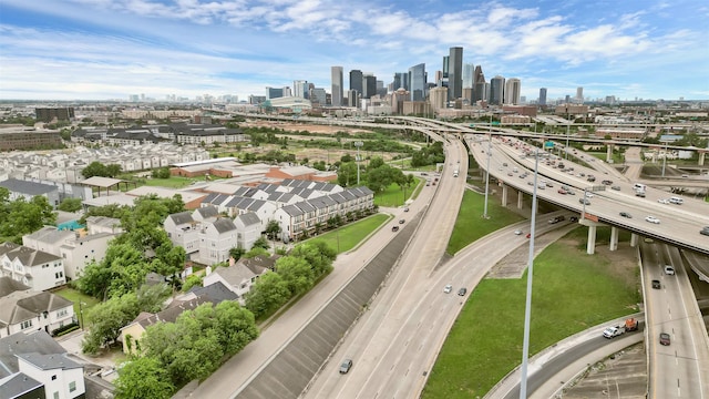 2905 Baer St Unit 6, Houston, TX 77020 - aerial overview of property's location featuring a major roadway and skyline