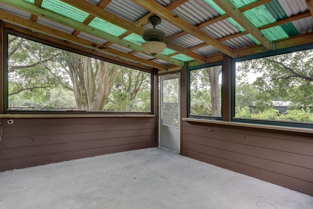 5425 Sandy Creek Ln, Brenham, TX 77833 - unfurnished sunroom with ceiling fan and healthy amount of natural light
