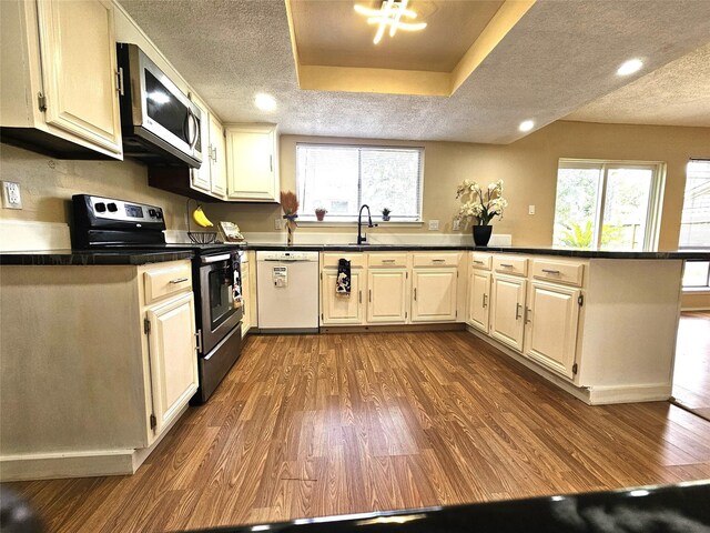 8622 Quail Burg Ln, Houston, TX 77489 - photo 8