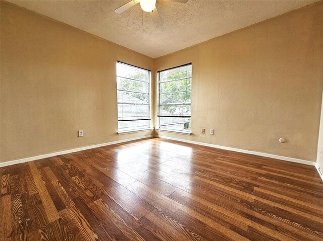 8622 Quail Burg Ln, Houston, TX 77489 - photo 40