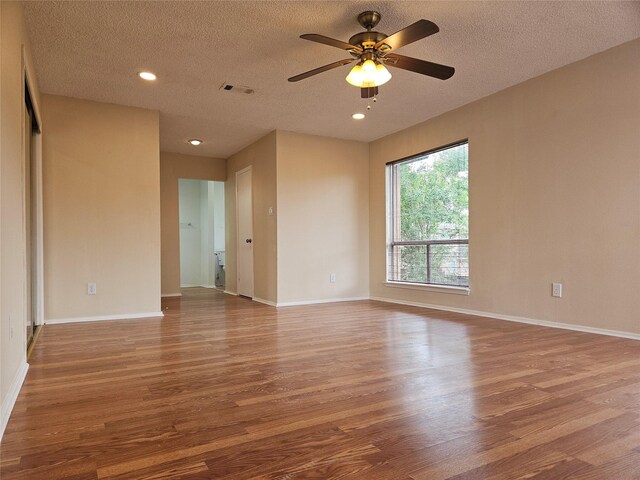 8622 Quail Burg Ln, Houston, TX 77489 - photo 23