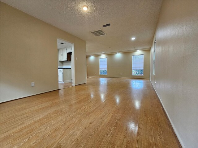 8622 Quail Burg Ln, Houston, TX 77489 - photo 14