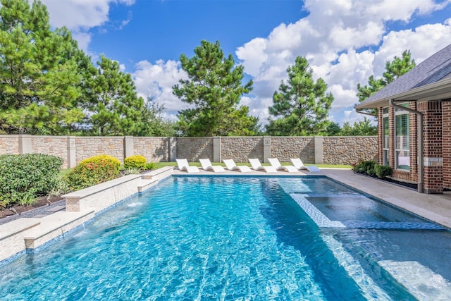 27706 Lakeway Trail Ln, Fulshear, TX 77441 - view of pool featuring a pool with connected hot tub