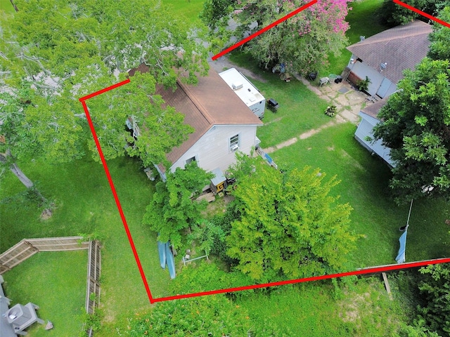 531 Circle Dr, La Porte, TX 77571 - aerial view of property and surrounding area featuring property boundaries highlighted