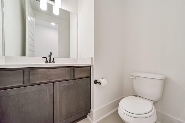 17794 Misty Brook Ln, Conroe, TX 77302 - bathroom with baseboards and vanity