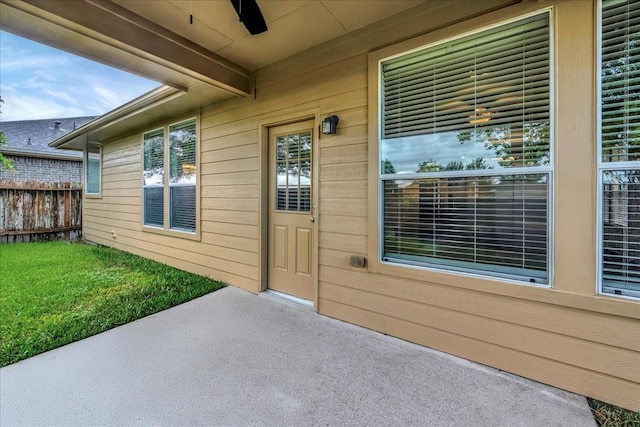 4473 Gran Canary Dr, League City, TX 77573 - view of exterior entry featuring a ceiling fan and a patio area