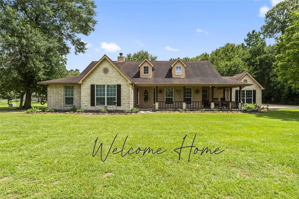 8366 Hills Pkwy, Montgomery, TX 77316 - photo 1