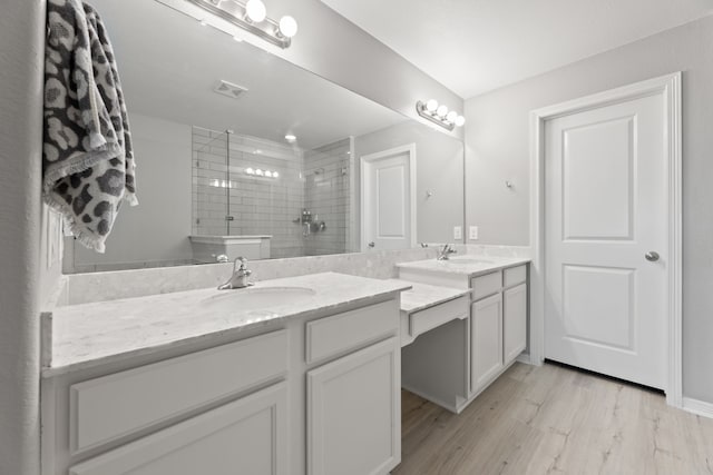 709 N Bayshore Dr, La Porte, TX 77571 - photo 41