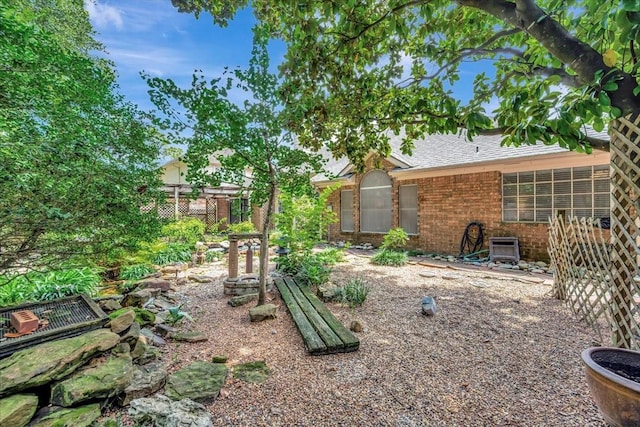 14523 Hillside Hickory Ct, Houston, TX 77062 - view of yard