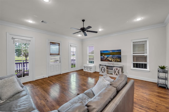 8720 Kempwood Dr, Houston, TX 77080 - living room featuring ornamental molding, wood finished floors, ceiling fan, and recessed lighting