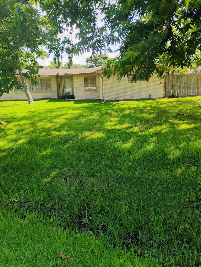200 Brownwood Dr, Baytown, TX 77520 - photo 5